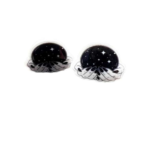 Night Goddess, tarot, hands and stars stud earrings. Small. - Picture 2 of 12